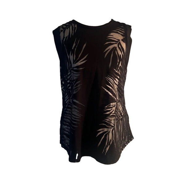 Women’s Massimo, sheer sleeveless - Picture 1 of 4